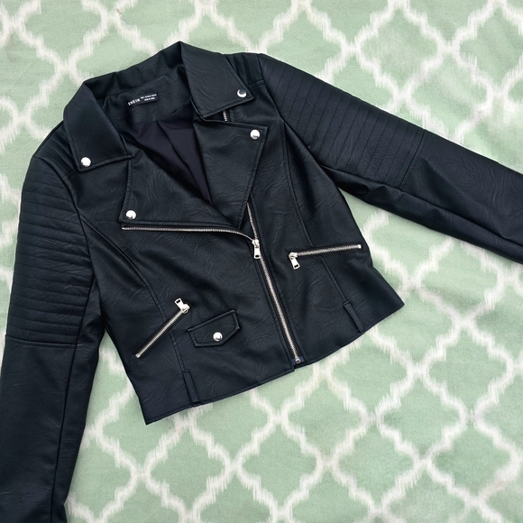 🟢NWOT Womens Black Lapel Collar Belted Zip Up Moto Leather Jacket Size L (8/10) - Picture 2 of 13
